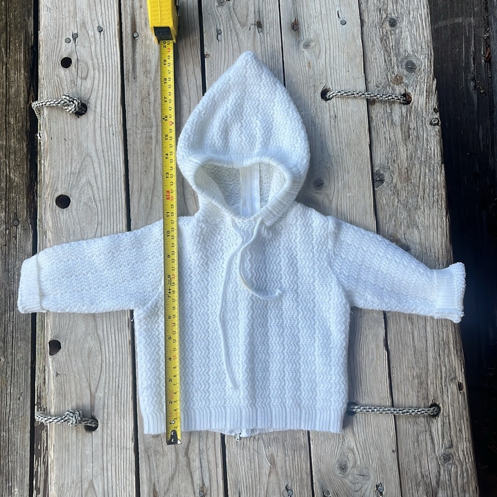 Vintage Petit Ami White Knitted Back Zip Hoodie - size 3-6 months (estimated) - Picture 8 of 8